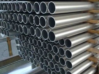 Труба алюминиевая тонкостенная анодированная АМг3 30х3,5 мм 1 - в «Монолит-Металлопрокат».