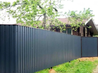 Профлист Grand Line C10В 0.4 Полиэстер RAL 7016 Антрацитово-серый 5 - в «Монолит-Металлопрокат».